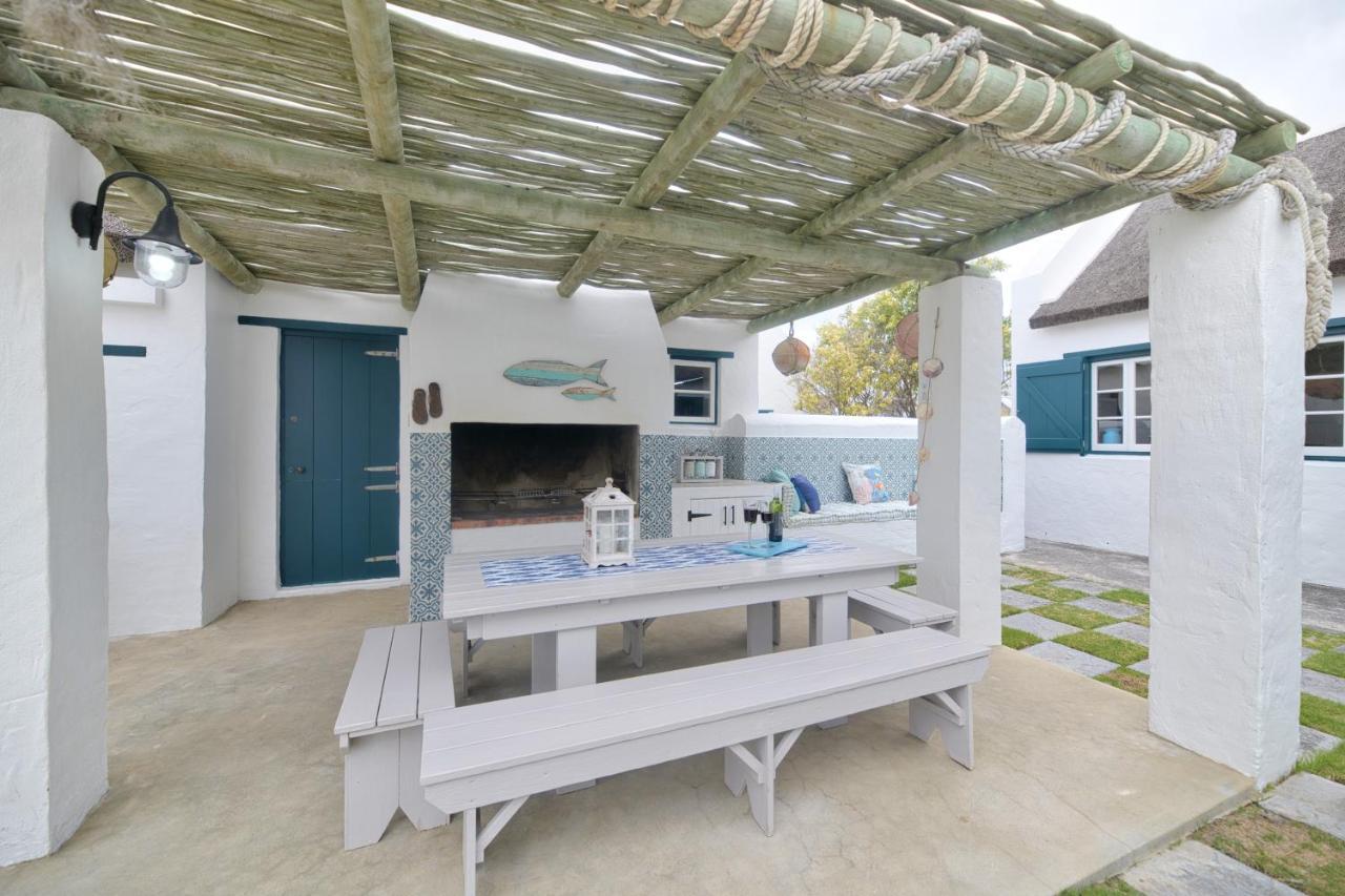Zuidste Huisie Fisherman'S Cottage Струисбай Екстериор снимка
