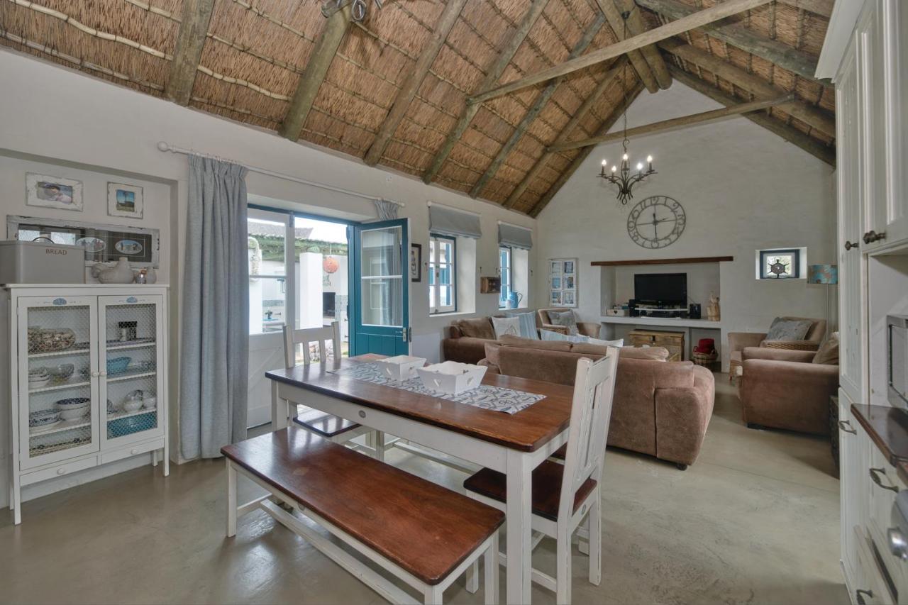 Zuidste Huisie Fisherman'S Cottage Струисбай Екстериор снимка